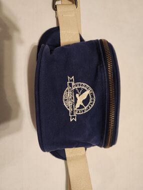 Eddie Bauer Navy Canvas Crossbody Bag with Cream Strap